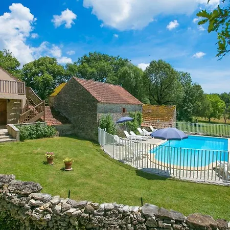 Villa Sleeps 10 Pool Wifi