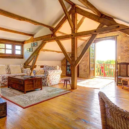 Sleeps 10 Pool Wifi Villa
