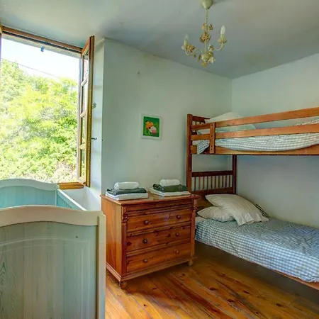 Sleeps 10 Pool Wifi Villa