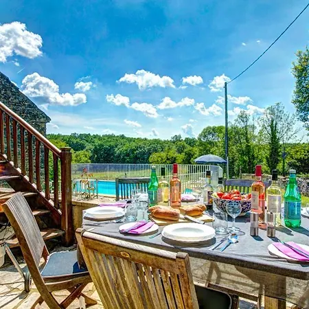Sleeps 10 Pool Wifi