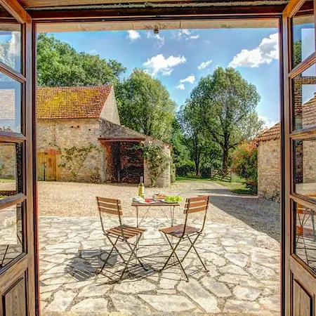 Sleeps 10 Pool Wifi